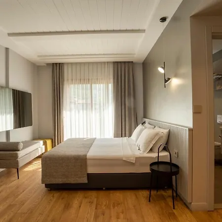 Baleze Boutique - Adults Only *