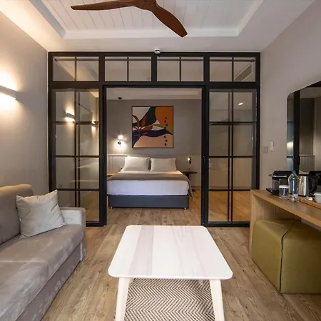 Отель Baleze Boutique - Adults Only *
