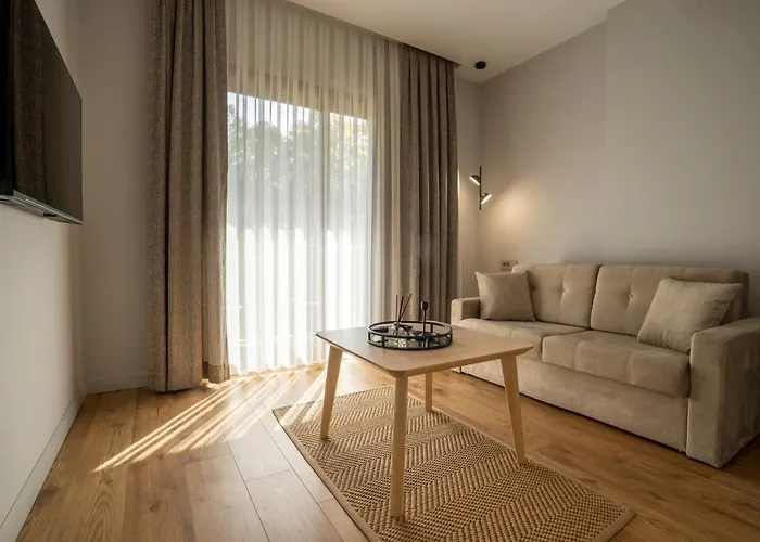 Baleze Boutique - Adults Only アクヤカ