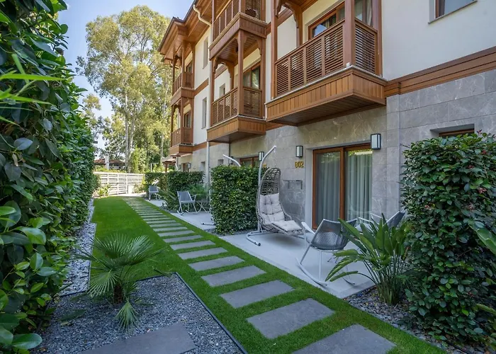 Baleze Boutique - Adults Only * アクヤカ